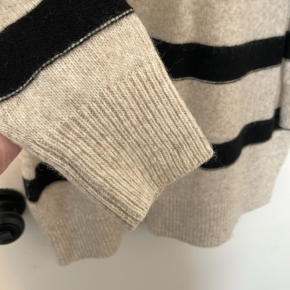 Revolve Line & Dot Rosie Sweater Dress Size M - Picture 8 of 10